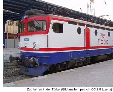 Zug Türkei Eisenbahn Orient Express